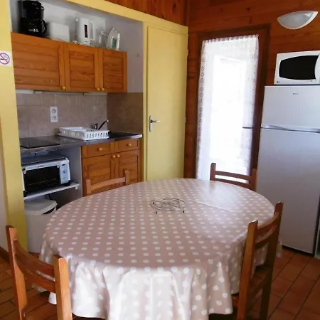 Holiday home Les Genets *